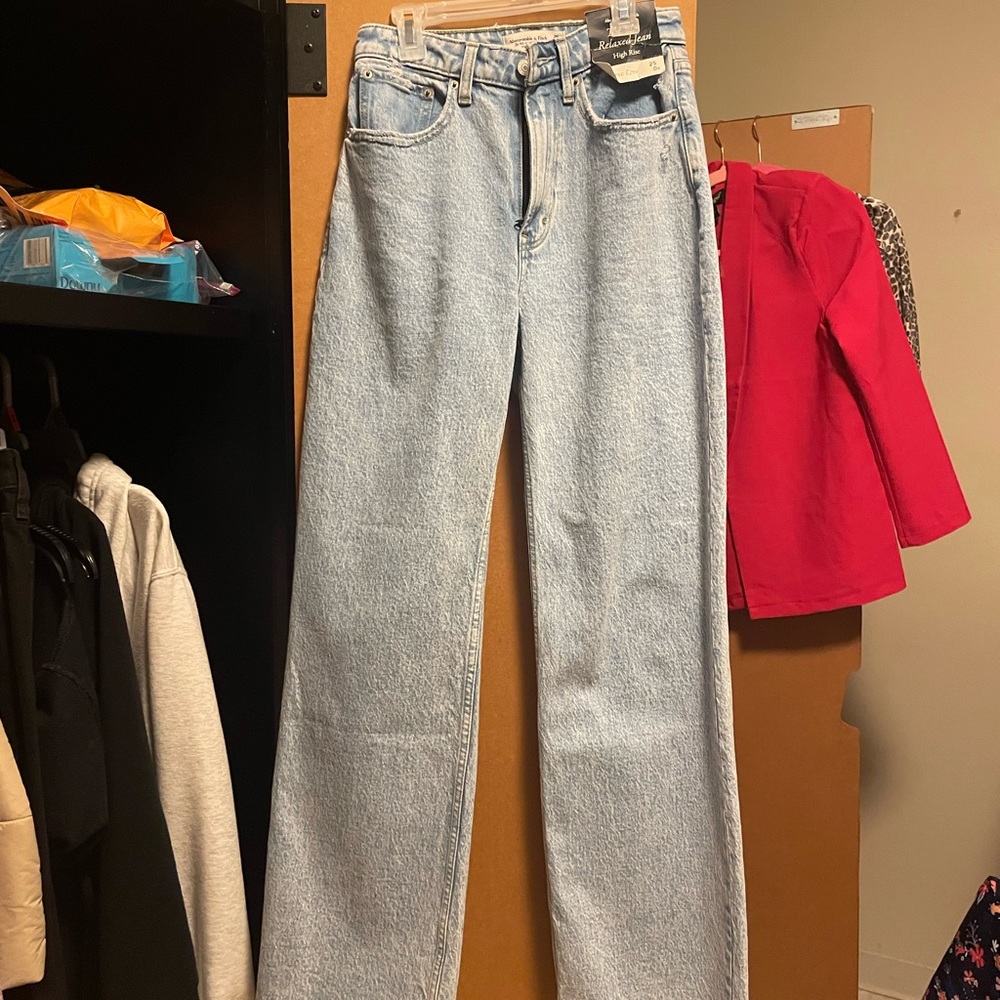 Abercrombie and fitch the relaxed 90s jeans high rise  curve love